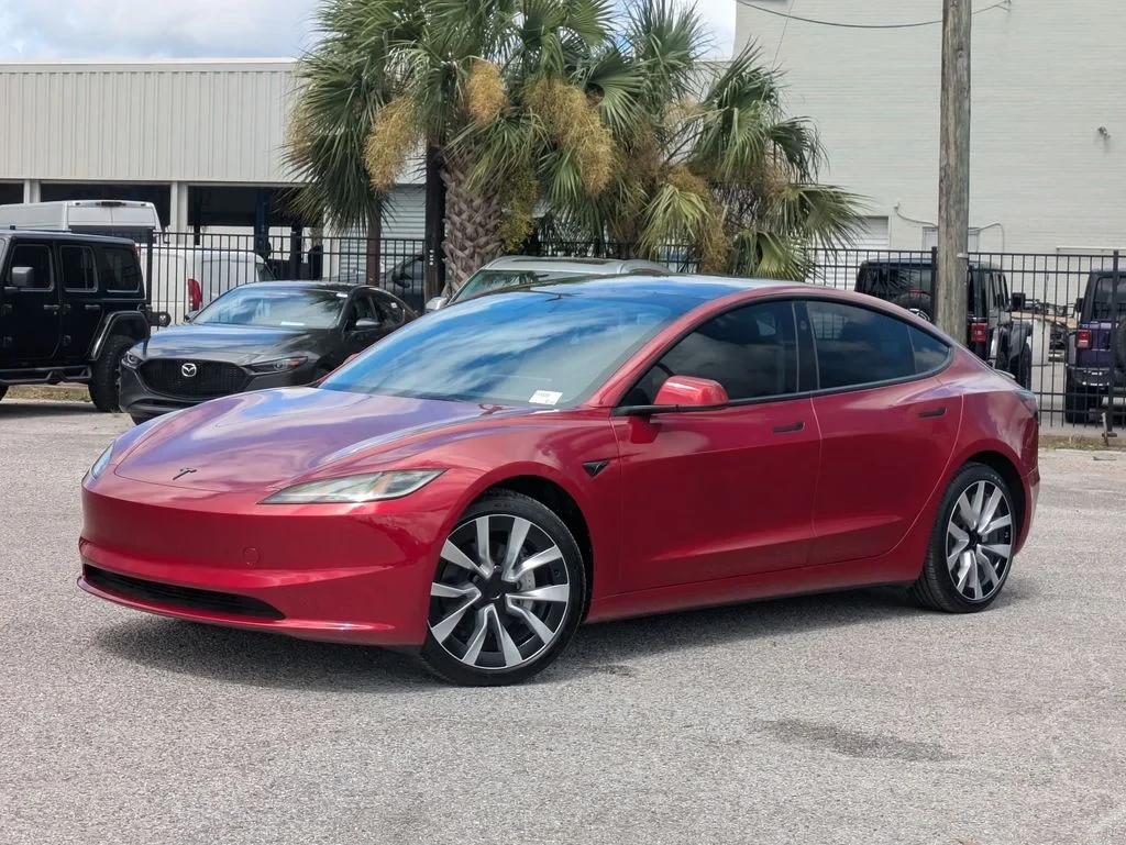 2025 Tesla Model 3